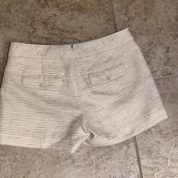 Banana Republic Tan and Gold shorts - Picture 2 of 5